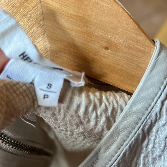 Helmut Lang 100% Silk Tan Top with Leather Trim Size Small - Picture 8 of 10